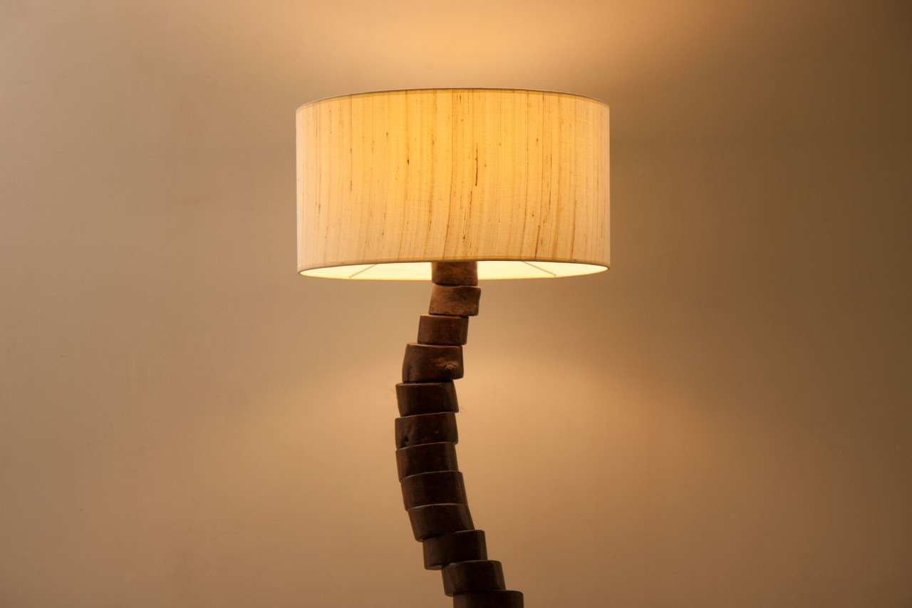 Candeeiro de Pé | 7pedesuno