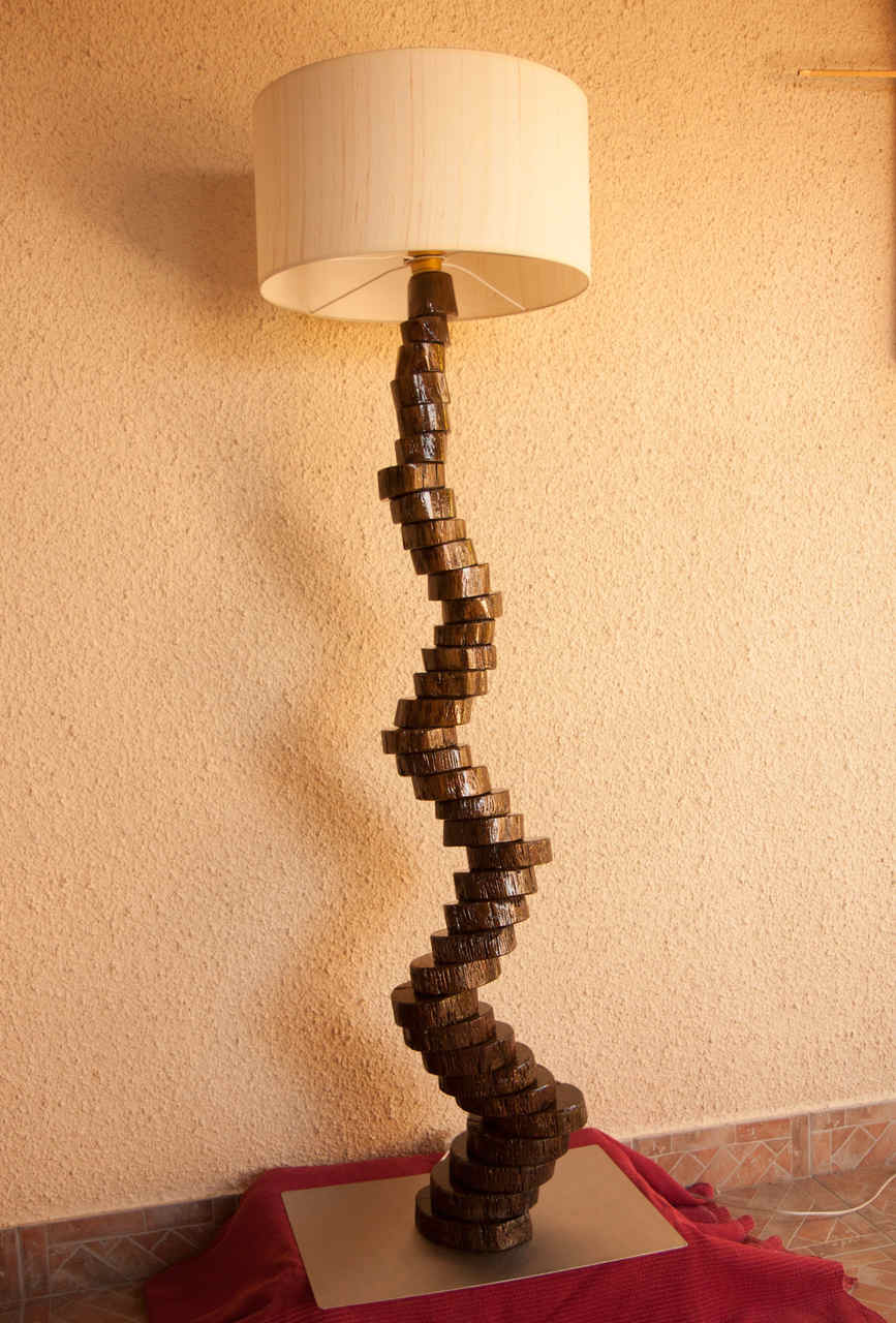 Candeeiro de Pé | segmentis