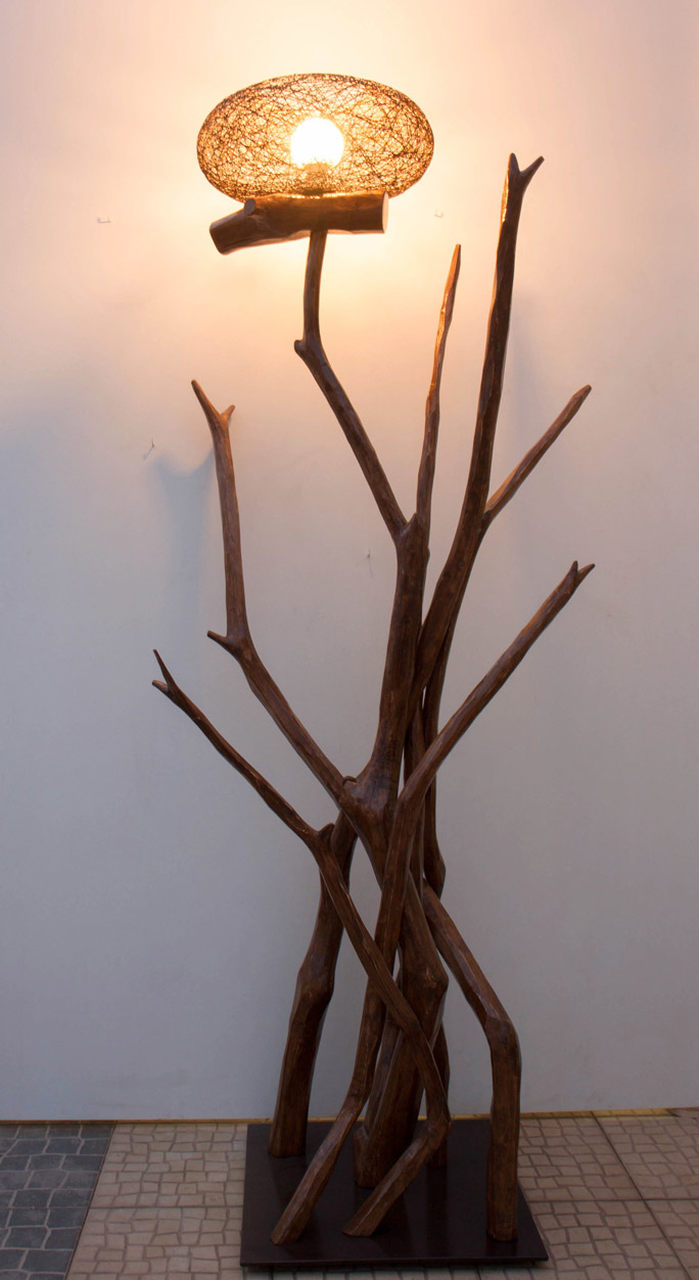 Cabide e Candeeiro de Pé em Madeira | nidum